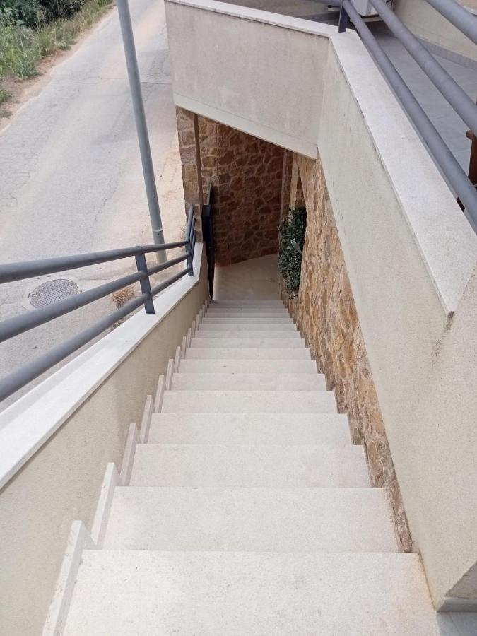 L'Horitzo Apartment Llado Luaran gambar